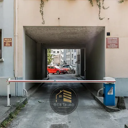 Le Ferjus 2 - Parking Privé - Centre Appartement