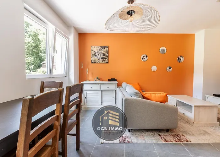 Apartment Le Ferjus 2 - Parking Prive - Centre