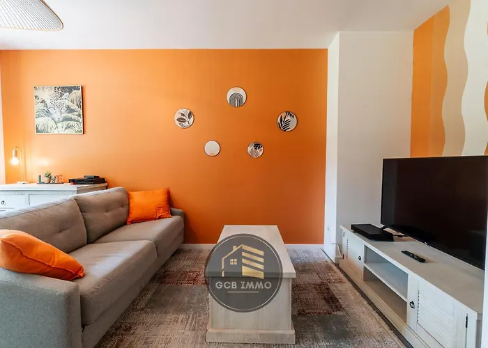 Le Ferjus 2 - Parking Prive - Centre Apartment *